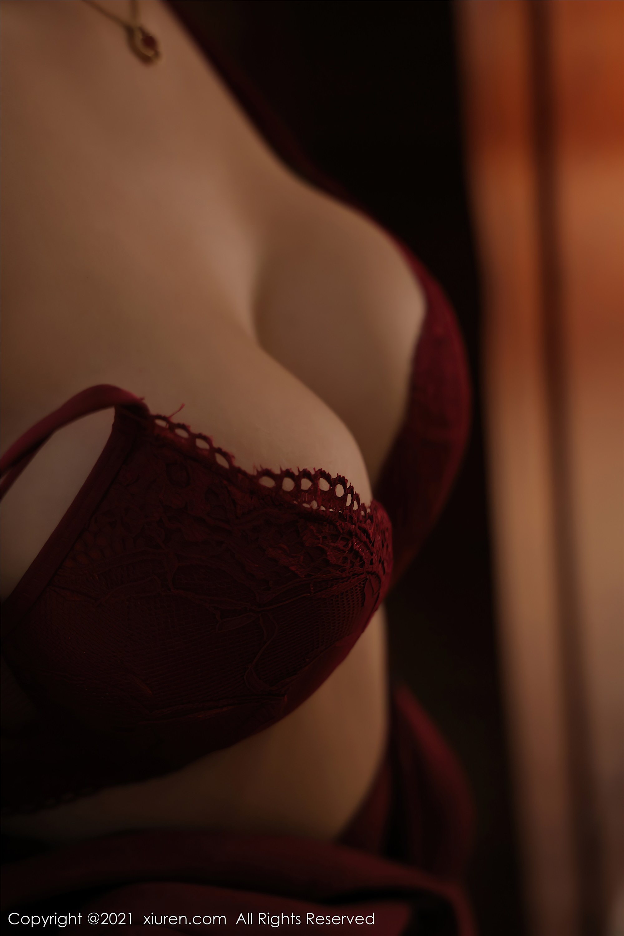 Xiuren秀人网 2021.10.09 NO.4038 Emily尹菲